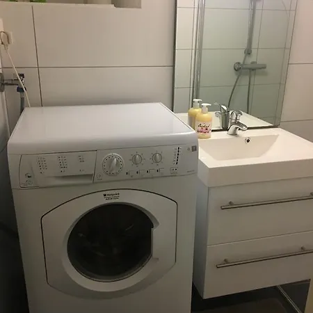 Urban Marken Albergue *